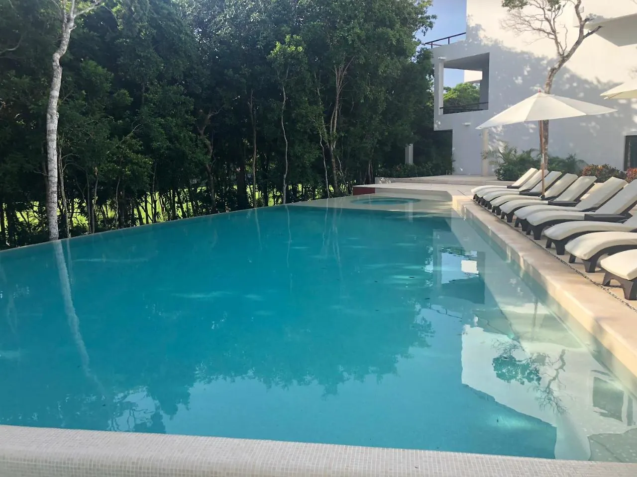 Luxury Modern Bahia Principe Condo Akumal